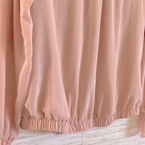 Nine West Flute Sleeve Elastic Waist Blouse | SIZE S - Picture 5 of 7